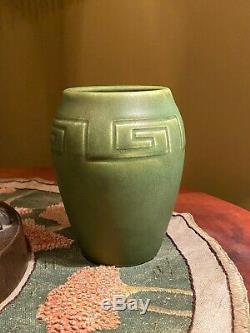 1904 Rookwood Stickley era arts and crafts pottery vase matt green