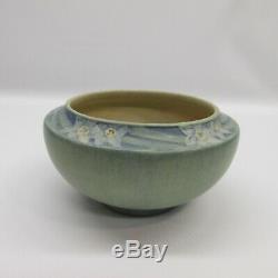 1918 Newcomb College Arts & Crafts Pottery Jonquil Daffodil Bowl Vase