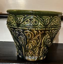 1920s McCoy Acanthus Leaf Jardiniere Planter Pot Arts & Crafts Green Pottery