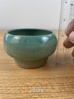 1943 Morgantown Green Art Pottery Vase Signed. WPA Project Arts and Crafts