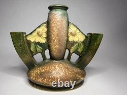 2 Roseville Dahlrose 1928 Vintage Arts & Crafts Pottery Triple Bud Vase 76-6 C30 2 Roseville Dahlrose 1928 Vintage Arts & Crafts Pottery Triple Bud Vase 76-6 C30