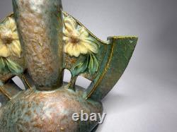 2 Roseville Dahlrose 1928 Vintage Arts & Crafts Pottery Triple Bud Vase 76-6 C30 2 Roseville Dahlrose 1928 Vintage Arts & Crafts Pottery Triple Bud Vase 76-6 C30