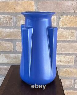 2007 Teco Streamline Art Deco Arts Crafts Pottery Buttress Handle Vase Vessel