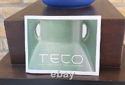 2007 Teco Streamline Art Deco Arts Crafts Pottery Buttress Handle Vase Vessel