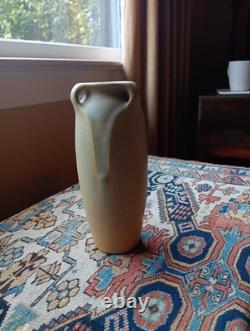 8.25 Tall Matte Glazed Taupe Rookwood Arts&Crafts Vase (Model #2126) Dated 1917