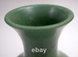 Antique American Art Pottery HAMPSHIRE Matte Green Arts & Crafts Vase c. 1905 JS