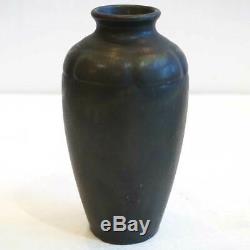 Antique American Rookwood Arts and Crafts Dark Glaze Shape 1821 Pottery Bud Vase