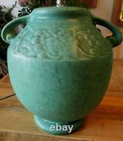 Antique Matte Green Frog Skin Arts Crafts Pottery Lamp Roseville Brush Grapes