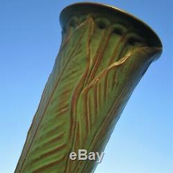Antique Matte Green Glaze Arts Crafts Design Peters Reed Pottery Tall Floor Vase