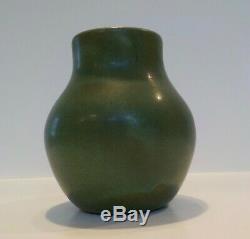 Antique Matte Green Peters Reed Pottery Vase Arts & Crafts Mission Vintage Rare