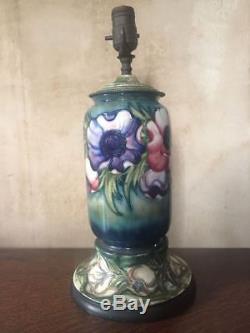 Antique Moorcroft Pottery Anemone table lamp matching base Arts & Crafts Nouveau