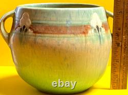 Arts And Crafts Roseville Pottery Montcello Two Handled Vase # 559-5 Blue/green