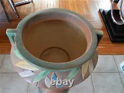 Arts & Craft Art Deco Futura Roseville Pottery Jardiniere & Pedestal