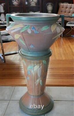 Arts & Craft Art Deco Futura Roseville Pottery Jardiniere & Pedestal