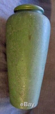 Arts & Crafts Mission Roseville Carnelian Mottled Matt Green Glaze Vase 10
