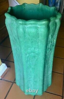 Arts & Crafts Roseville Matte Green Chloron Umbrella Vase