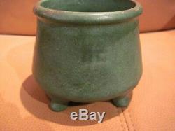 Arts & Crafts Weller Green Matte Glaze Footed Pottery Pot