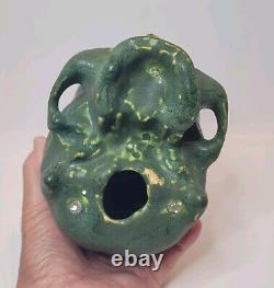 Arts and Crafts Style Pottery Skull Gothic Sculpture Halloween Decor Detailed