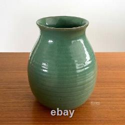 Bauer Style Ringware Pottery Green Arts Crafts Pottery Red-Brown Clay Vase