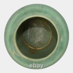 Brush McCoy Vintage Arts And Crafts Pottery Matte Green Ceramic Vase 748