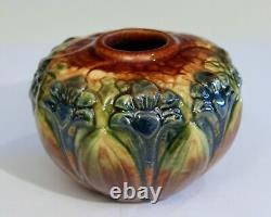 Brush Pottery Amaryllis Arts & Crafts McCoy Majolica Vase
