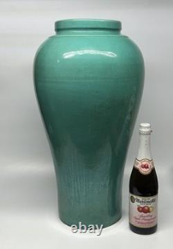 California Art pottery Vase Meyers Rainbow Bauer Oil Jar Era Big One! Early 1930