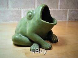 Chicago Crucible Cigar Holder Frog in Matte Green Arts and Crafts Era