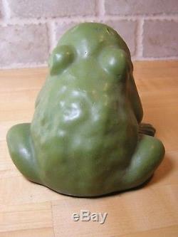 Chicago Crucible Cigar Holder Frog in Matte Green Arts and Crafts Era