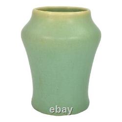 Clifton 1906 Vintage Arts And Crafts Pottery Matte Green Ceramic Vase 117