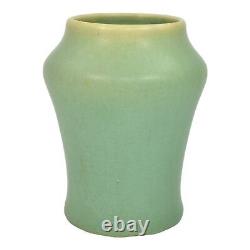 Clifton 1906 Vintage Arts And Crafts Pottery Matte Green Ceramic Vase 117