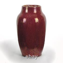 Dedham Hugh Robertson art pottery red 7 5/8 vase sang de boeuf arts & crafts