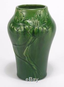 Denver Denaura pottery tulip decorated vase 1901-5 arts & crafts matte green