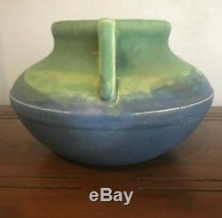 Early CAMARK POTTERY Urn Vase Arts & Crafts Art Deco Green Drip Glaze on Blue