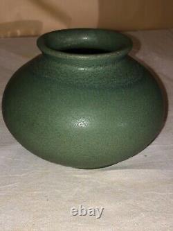 Early Date Van Briggle Pot-Vase-1905-Green Matte-Arts & Crafts-Mission-Colo Spgs