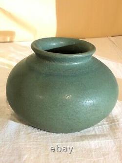 Early Date Van Briggle Pot-Vase-1905-Green Matte-Arts & Crafts-Mission-Colo Spgs
