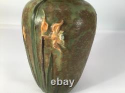 Ephraim Experimental Grueby Inspired Arts & Crafts Pottery Vase