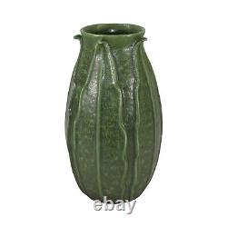 Ephraim Faience 2005 Arts and Crafts Pottery Green Walnut Leaf Ceramic Vase 521