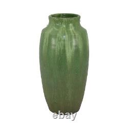 Ephraim Faience 2007 Arts and Crafts Pottery Red Shamrock Green Vase for CERF