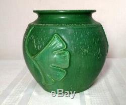 Ephraim Pottery, Ginkgo Leaves Vase, Great Arts & Crafts Theme, Cucumber Green