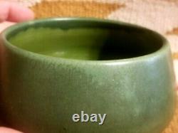 FINE ARTS & CRAFTS HAMPSHIRE POTTERY Sm TAPR BOWL MATTE GREEN EMORETTA ROBERTSON