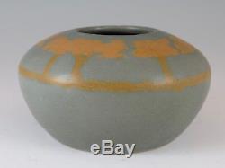 FREDERICK WALRATH Pottery Arts & Crafts decorated vase