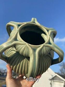 Fabulous Huge Grueby Handled Arts & Crafts Green Styli Leaf Art Pottery Vase 13
