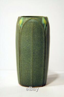 Fantastic Jemerick Pottery Matte Green Contemporary Arts and Crafts Vase 8