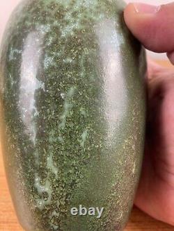 Fulper Vintage Art Pottery Crystalline Green To Matte Green Ceramic Vase 839