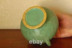 Gorgeous Early Brush-McCoy Arts & Crafts 2-Handled Empress Vase #699 Art Vellum