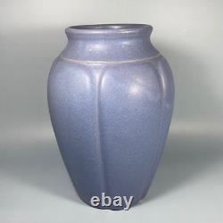 Gorgeous Vintage Zanesville Stoneware Vase#795 Blueish-Lilac-Silver Matte Glaze