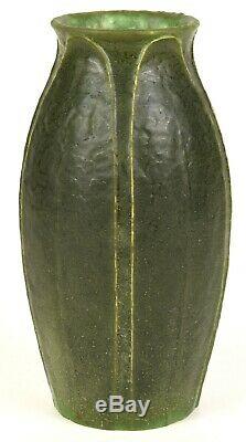 Grueby Pottery 8 Tall Five Leaf Vase Arts And Crafts Matte Green