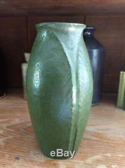 Grueby Pottery Vase Massachusetts Arts & Crafts Leaf Design Matte Glaze
