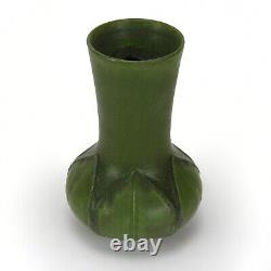 Grueby Pottery matte green 5 leaf 7.75 bulbous vase Arts & Crafts Boston