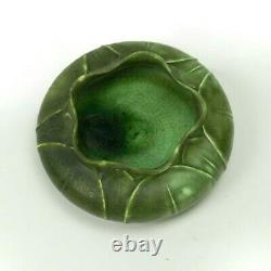 Grueby Pottery matte green pinched lip leaf vase 6 dia Arts & Crafts Boston